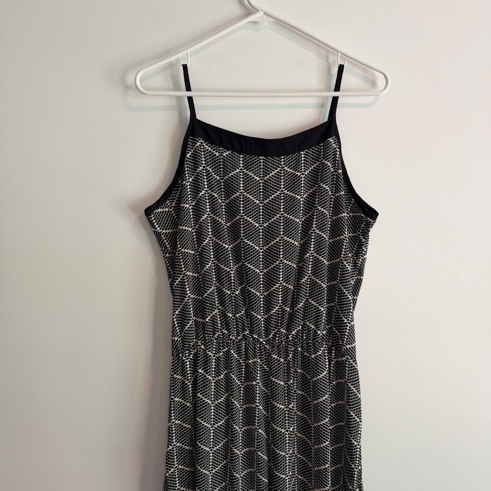 Romeo + Juliet Couture Sleeveless Jumpsuit Women's Large Black Cream V-Neck - Picture 8 of 8